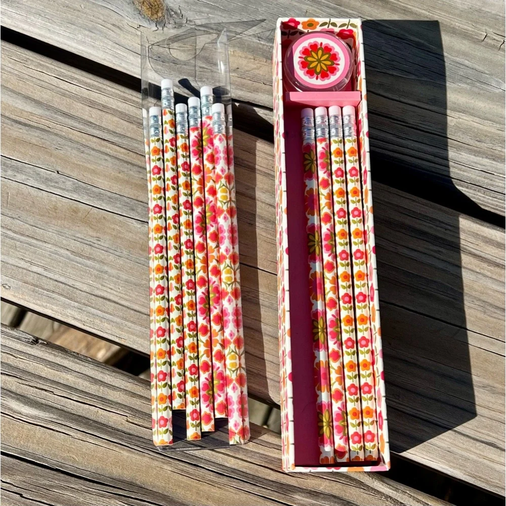 - Vera Bradley Pencil Box Folkloric Print Gift Set! NEW!